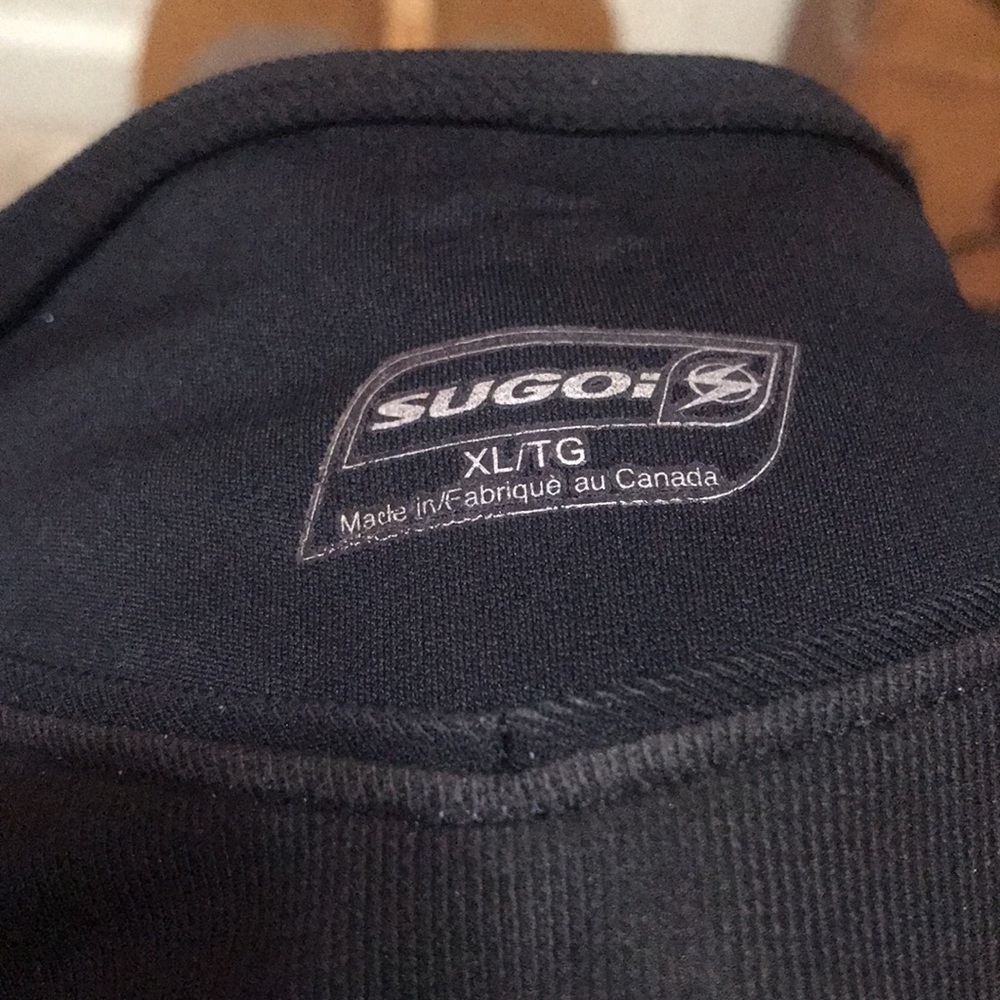 Sugoi, size XL, black fitted t-shirt - Picture 9 of 10